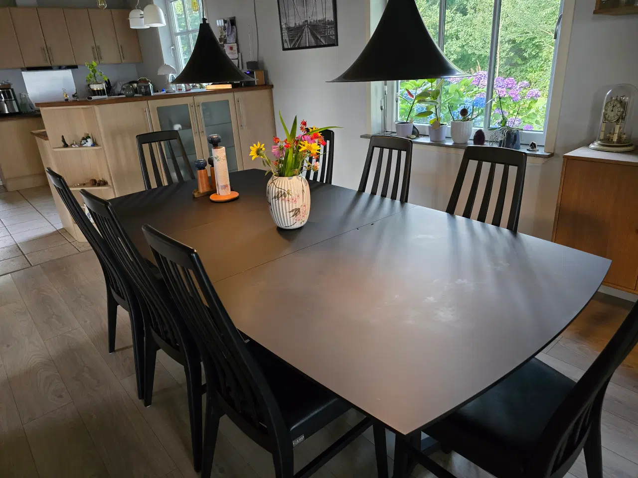 Billede 7 - Spisebord med 8 stole