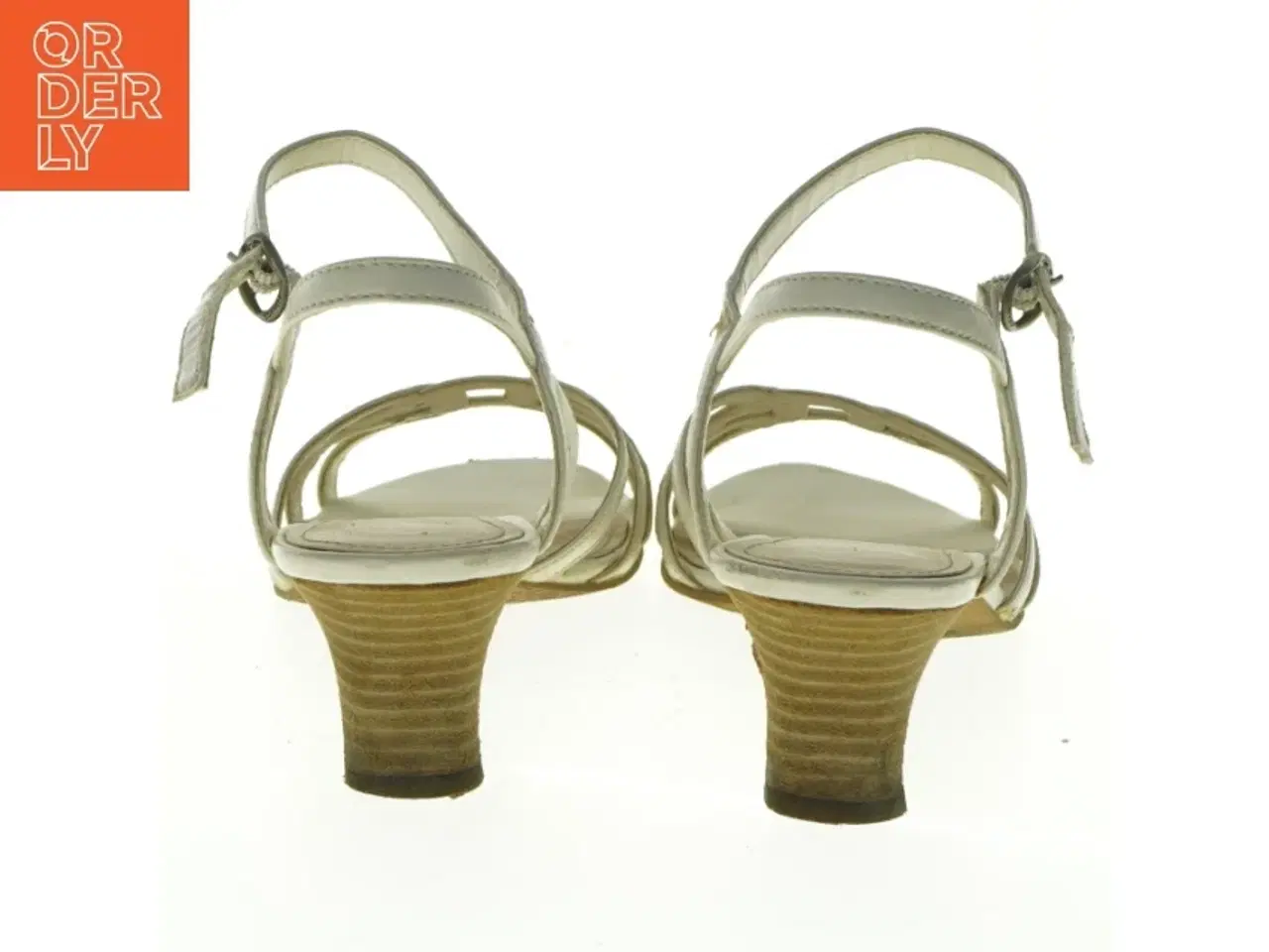 Billede 4 - Sølvfarvede sandaler fra Marco Tozzi (str. Niogtredve)