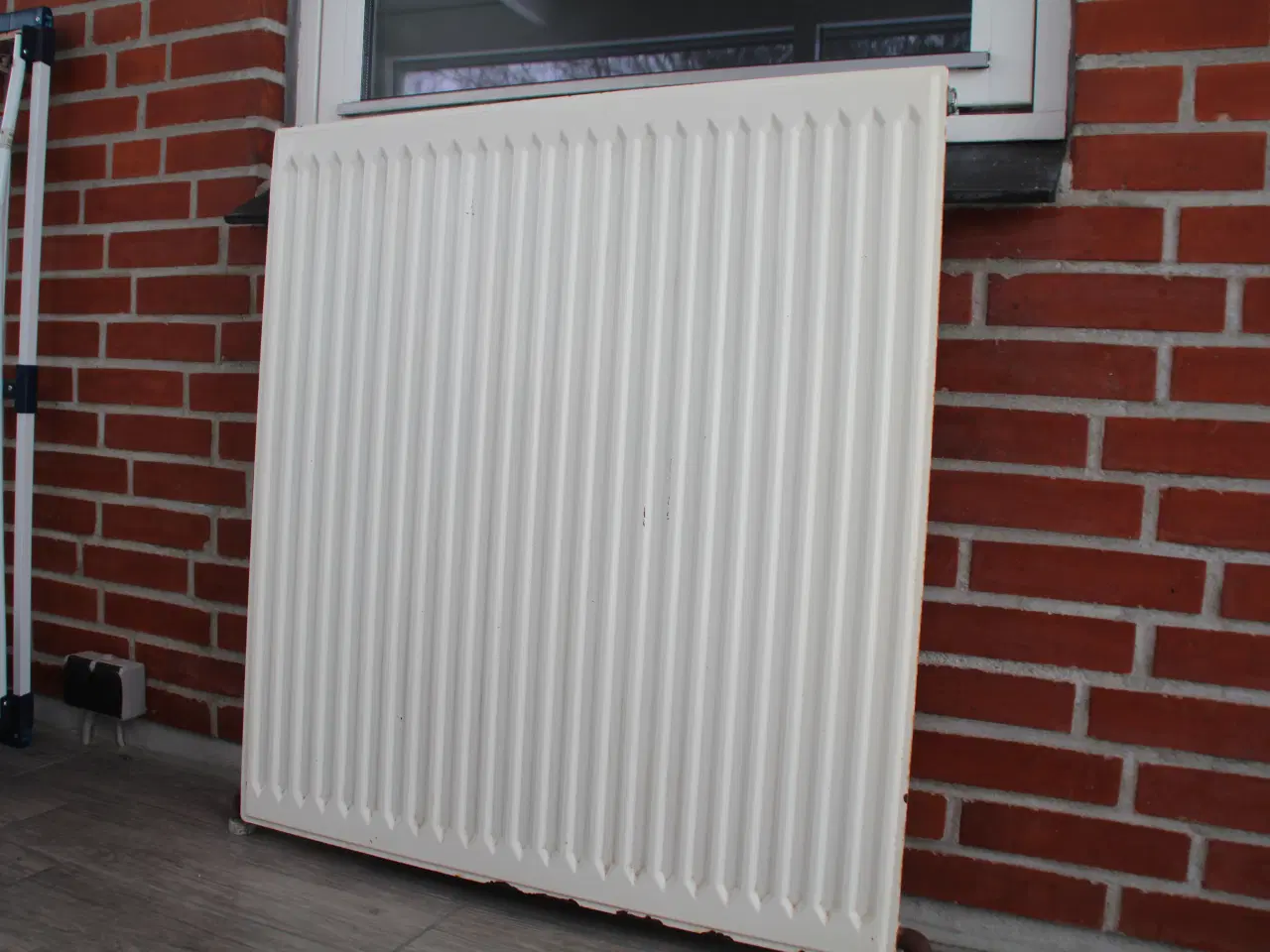 Billede 1 - Pladeradiator 80cm hvid