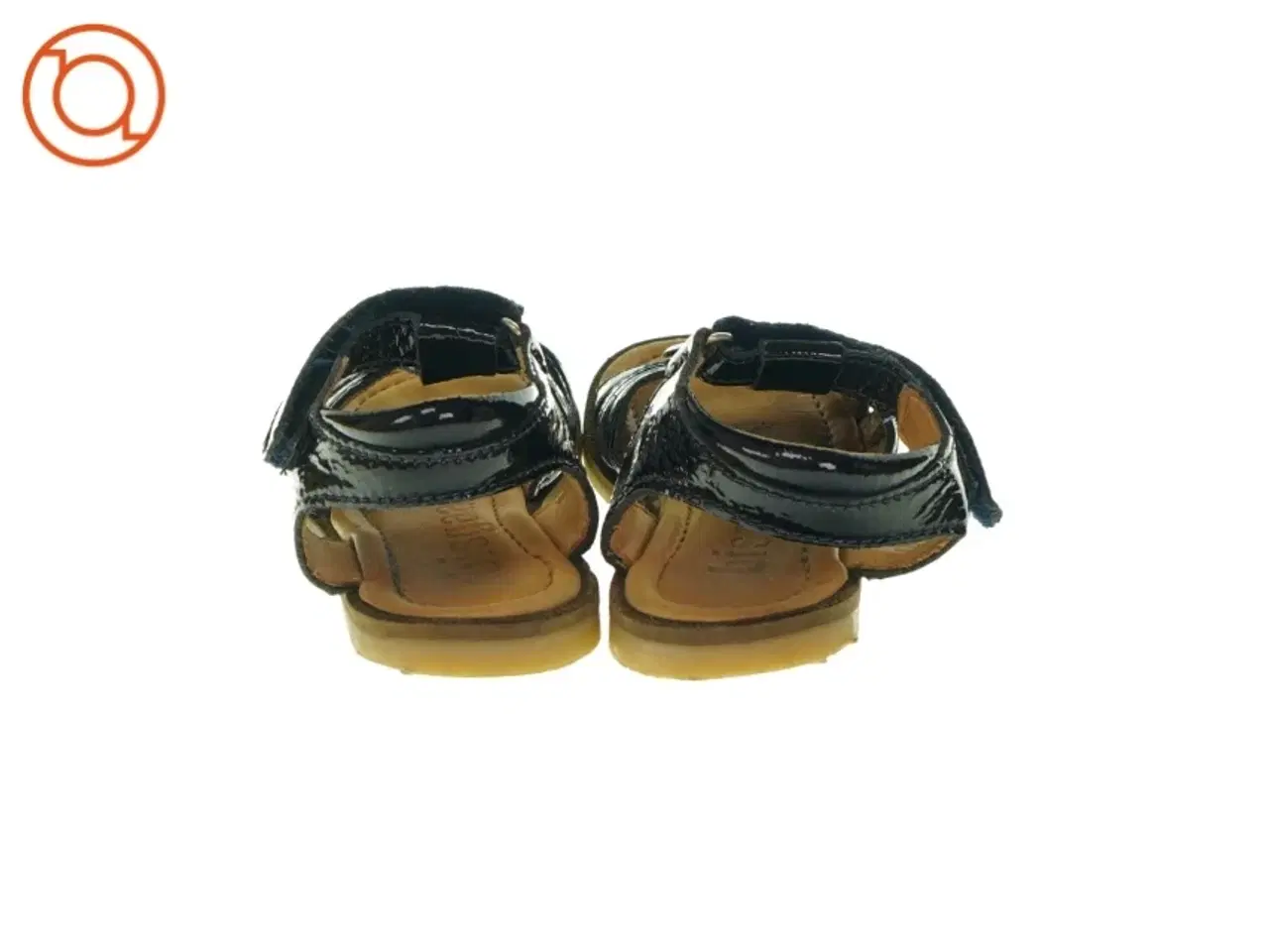 Billede 4 - Sorte sandaler med sommerfugl