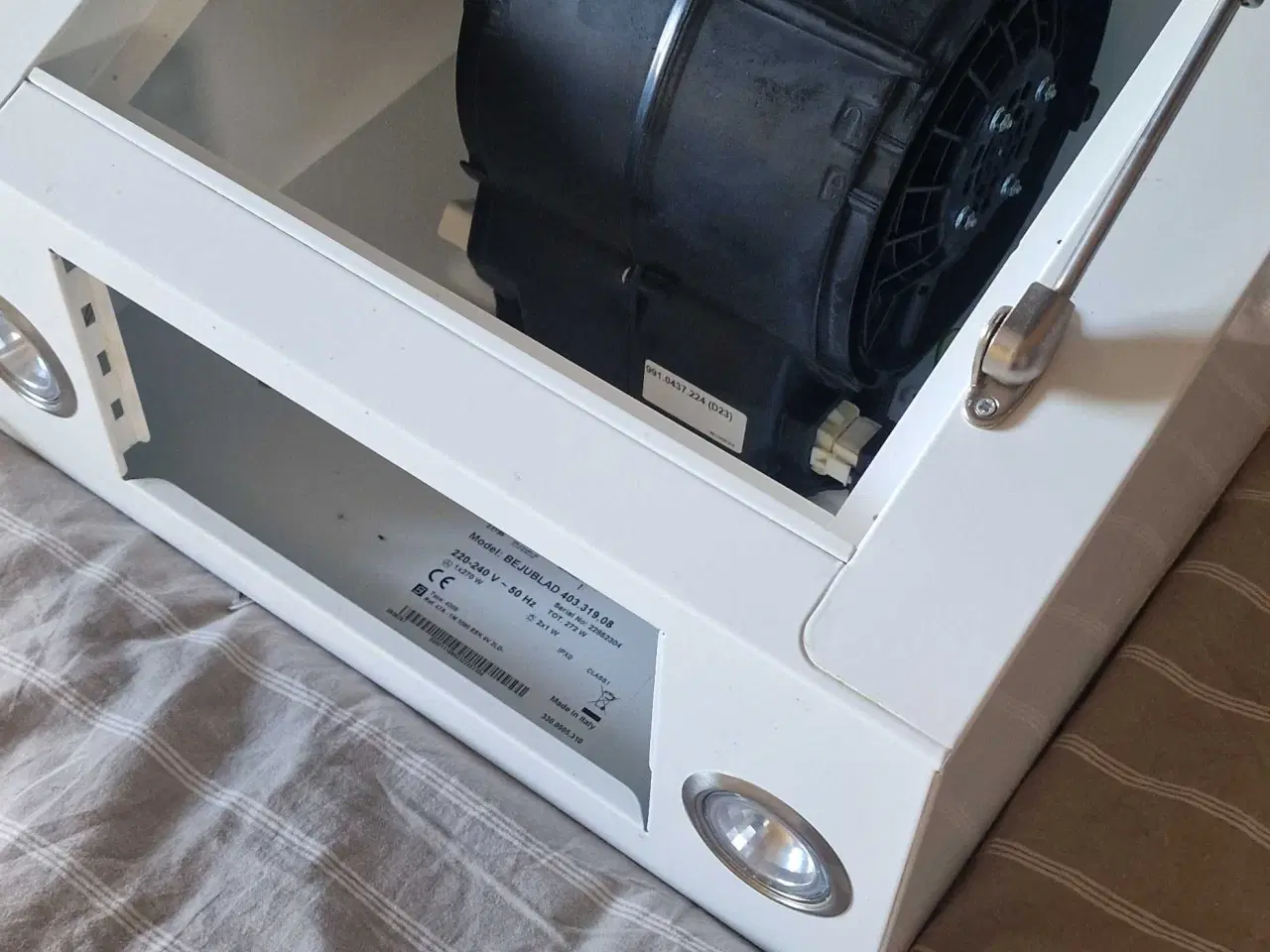 Billede 5 - BEJUBLAD IKEA Vægmonteret emhætte, hvid.