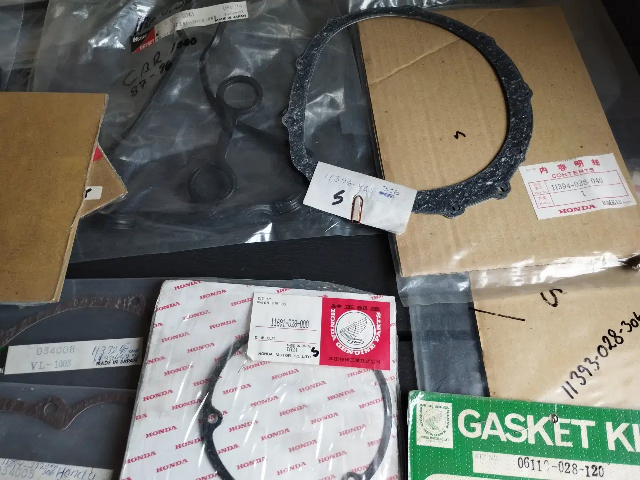 Billede 8 - Pakninger m.v. til Honda mc. nye ( se %) (kasse 7)