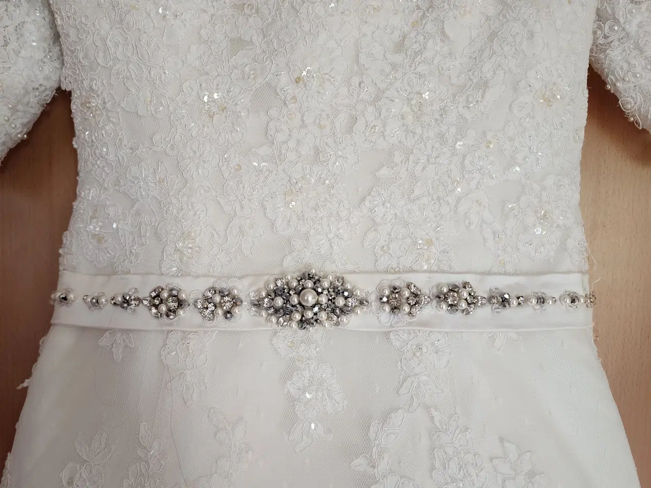 Billede 7 - SMUK brudekjole, str 38