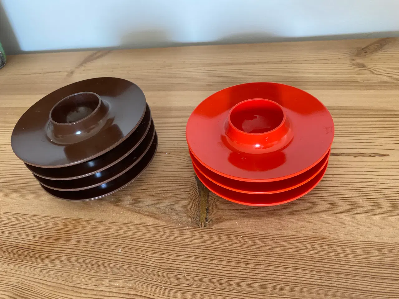 Billede 1 - RETRO Rosti æggebægre og smørebrædter