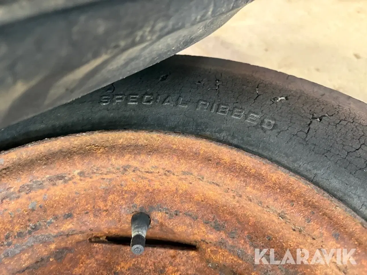 Billede 9 - landbrugs-/industridæk  B.F. Goodrich  2 styk