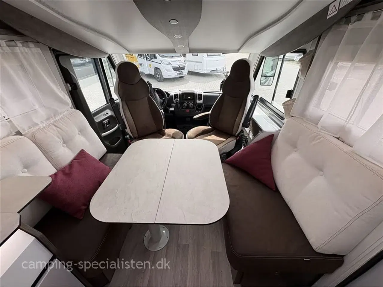 Billede 6 - 2021 - Benimar Amphitryon 967 Northautokapp   Benimar Amphitryon 967 Northautokapp Alde 2021 - Se den nu hos Camping-Specialisten.dk