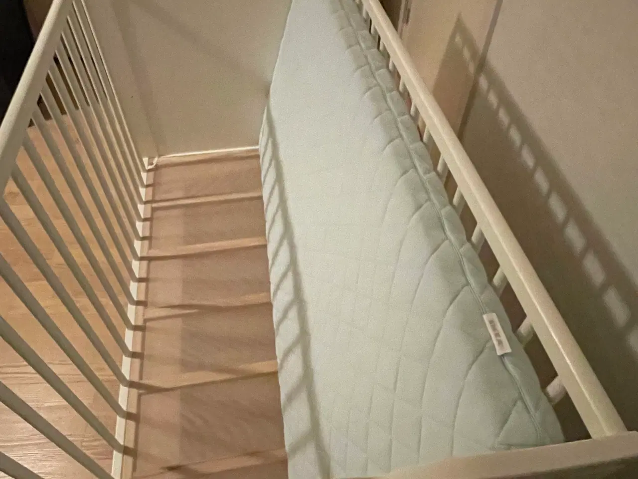 Billede 3 - Babyseng yderst velholdt