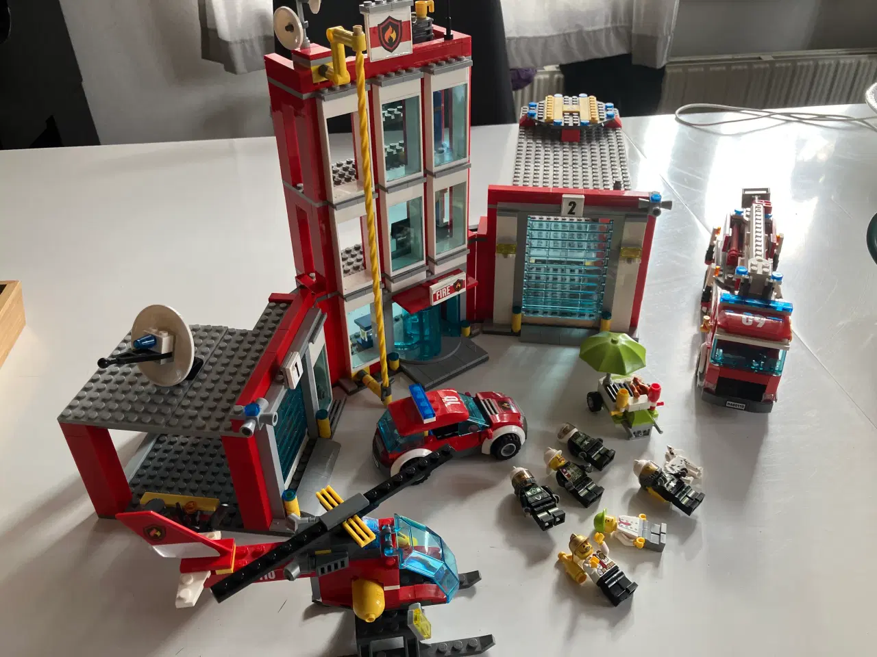 Billede 3 - Lego city brandstation - 60110