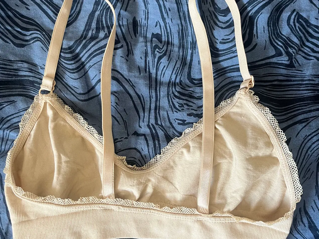 Billede 2 - Gai + Lisva bh