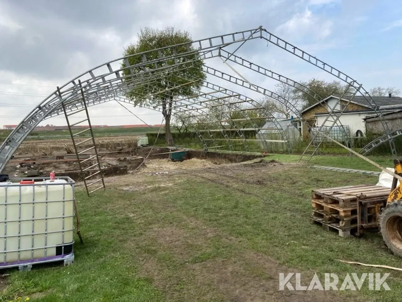 Billede 1 - Telthal uden dug 14x12 meter