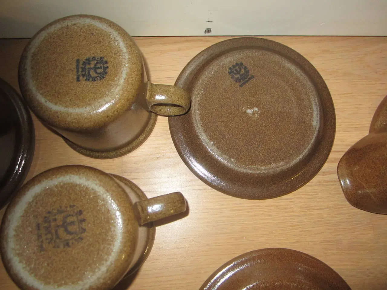 Billede 3 - Fint Eslau keramik  tekande, krus , skåle m.m.