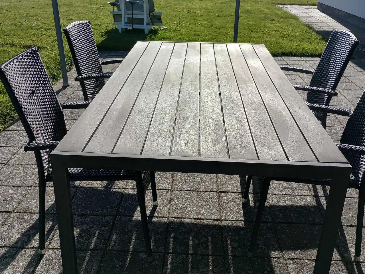Billede 1 - Havebord /4 stole