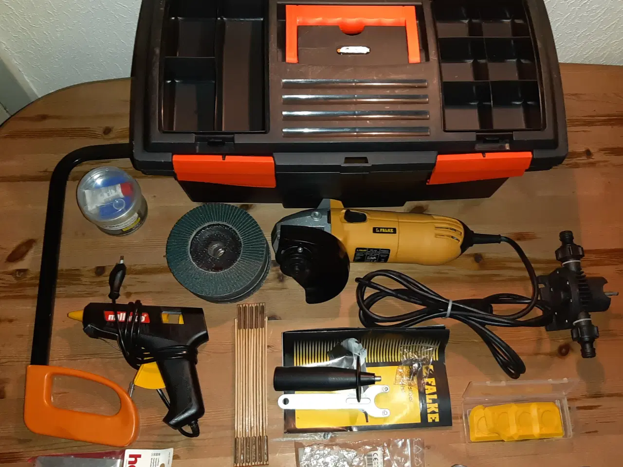 Billede 1 - Værktøj 39 dele, nyt/brugt få gange. Nypris 1700kr