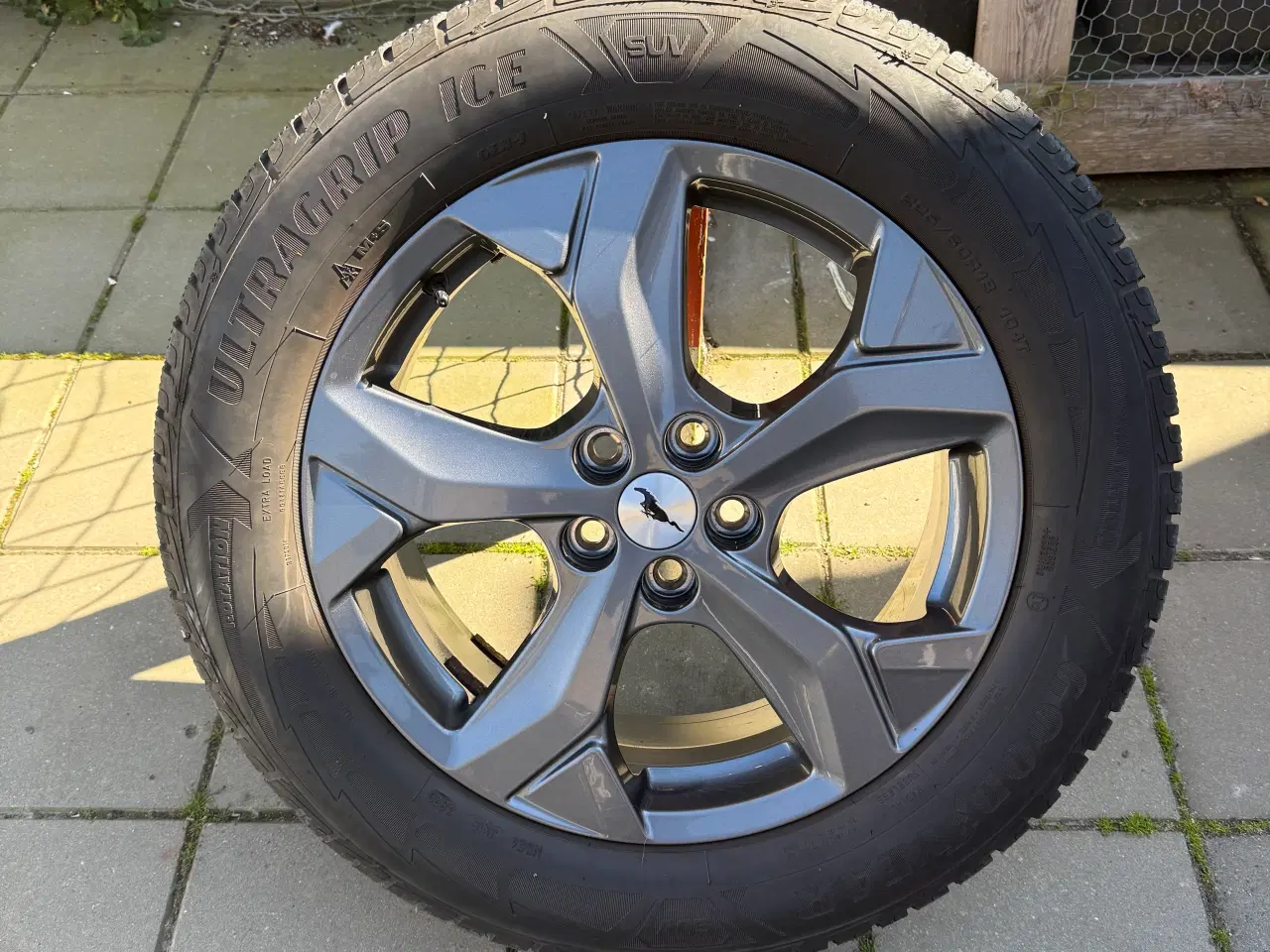 Billede 2 - Originale Ford Mustang Mach-E vinterfælge 18” 