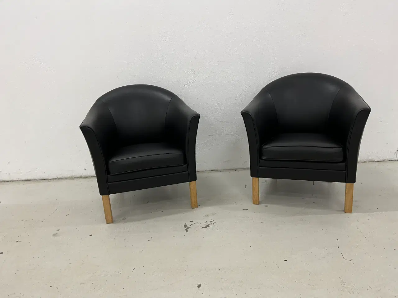 Billede 2 - Mogens Hansen MH80 Dronningestole sort semianilin.