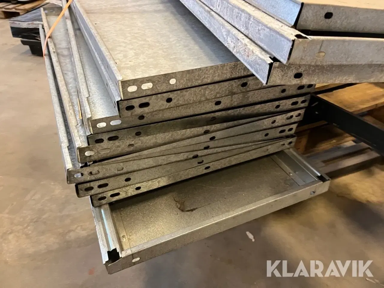 Billede 7 - Reol 4 stiger 14 hylder