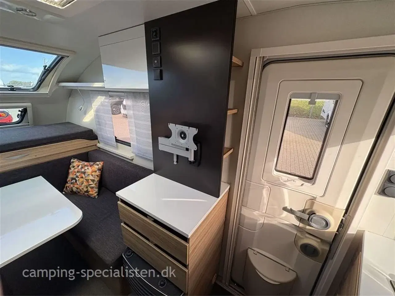Billede 8 - 2019 - Adria Action 391 PH   Adria Action 391 PH 2019 - Se den nu hos Camping-Specialisten.dk