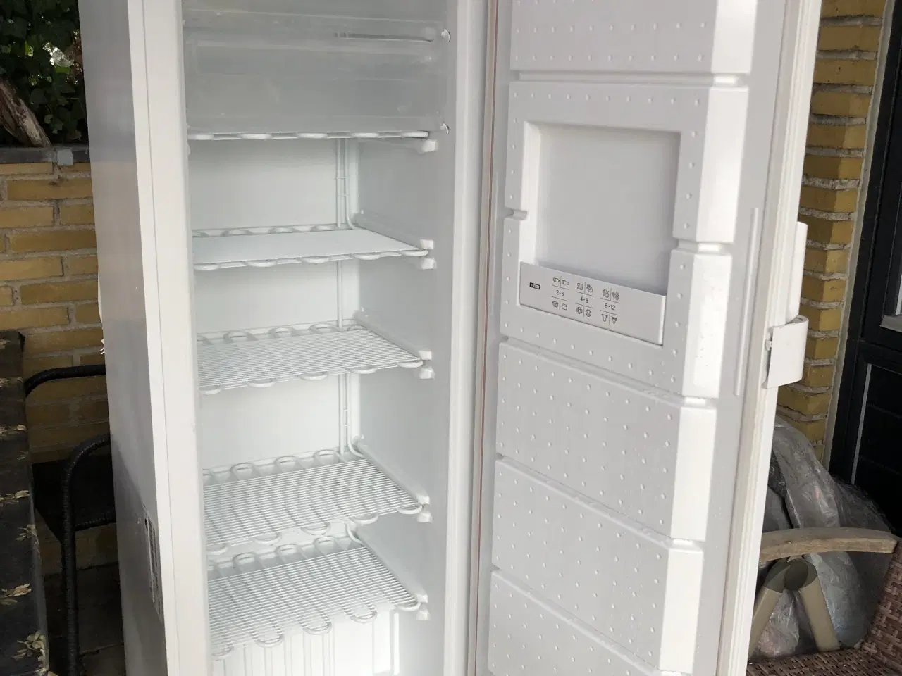 Billede 2 - Siemens fryseskab  -  DEFEKT