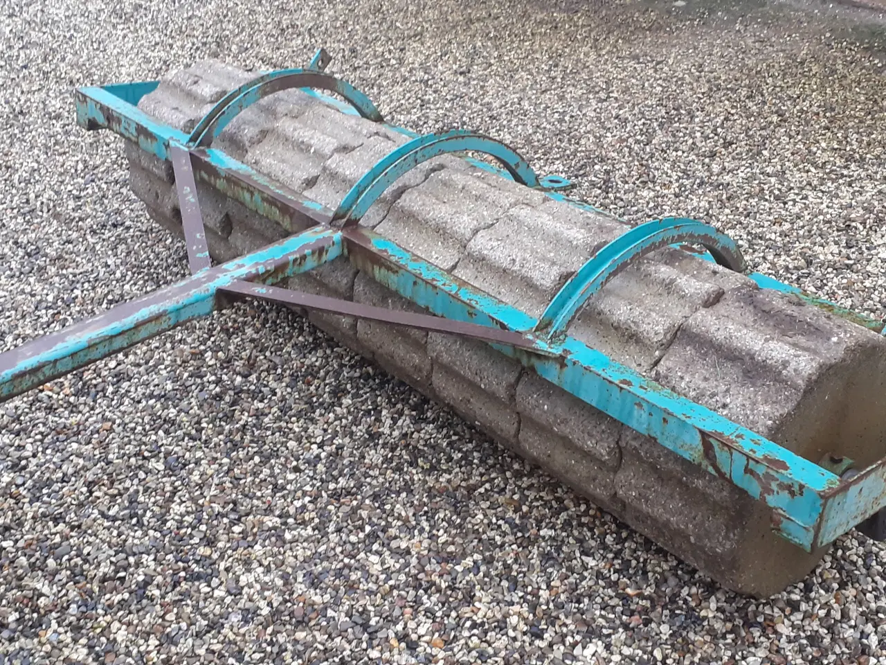 Billede 2 - Betontromle 2 mtr.