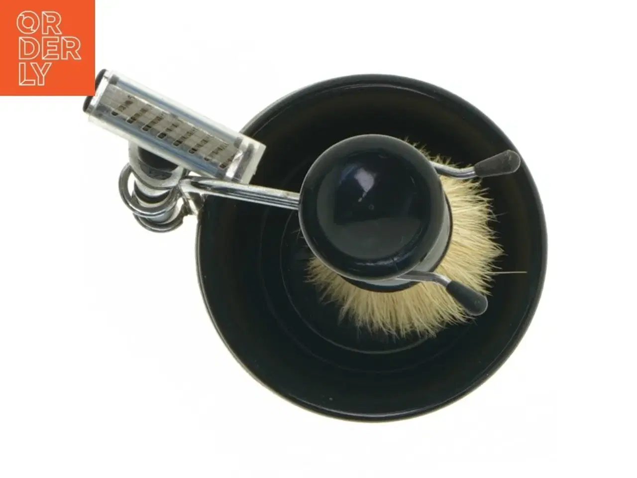 Billede 3 - Barbersæt med barberkost og holder (str. 15 cm)