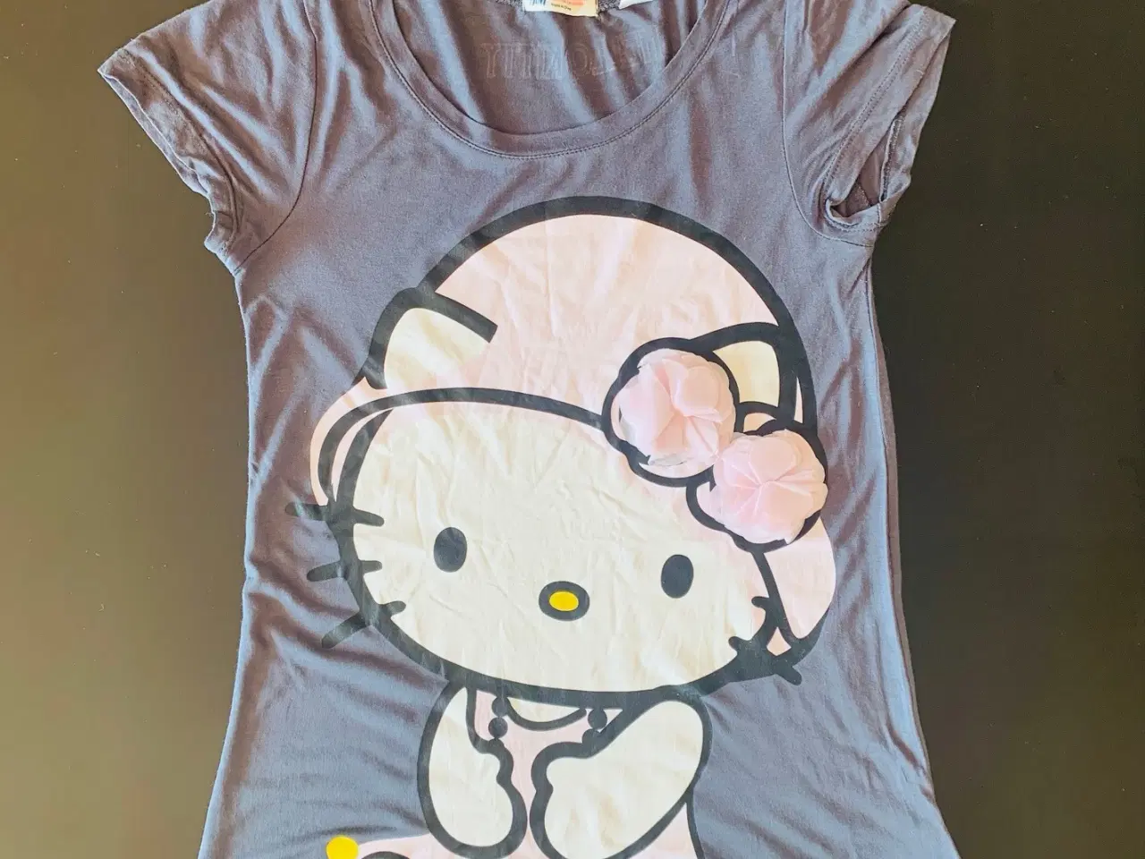 Billede 1 - Hello Kitty t-shirt (str. 158/164 = ca. til S)