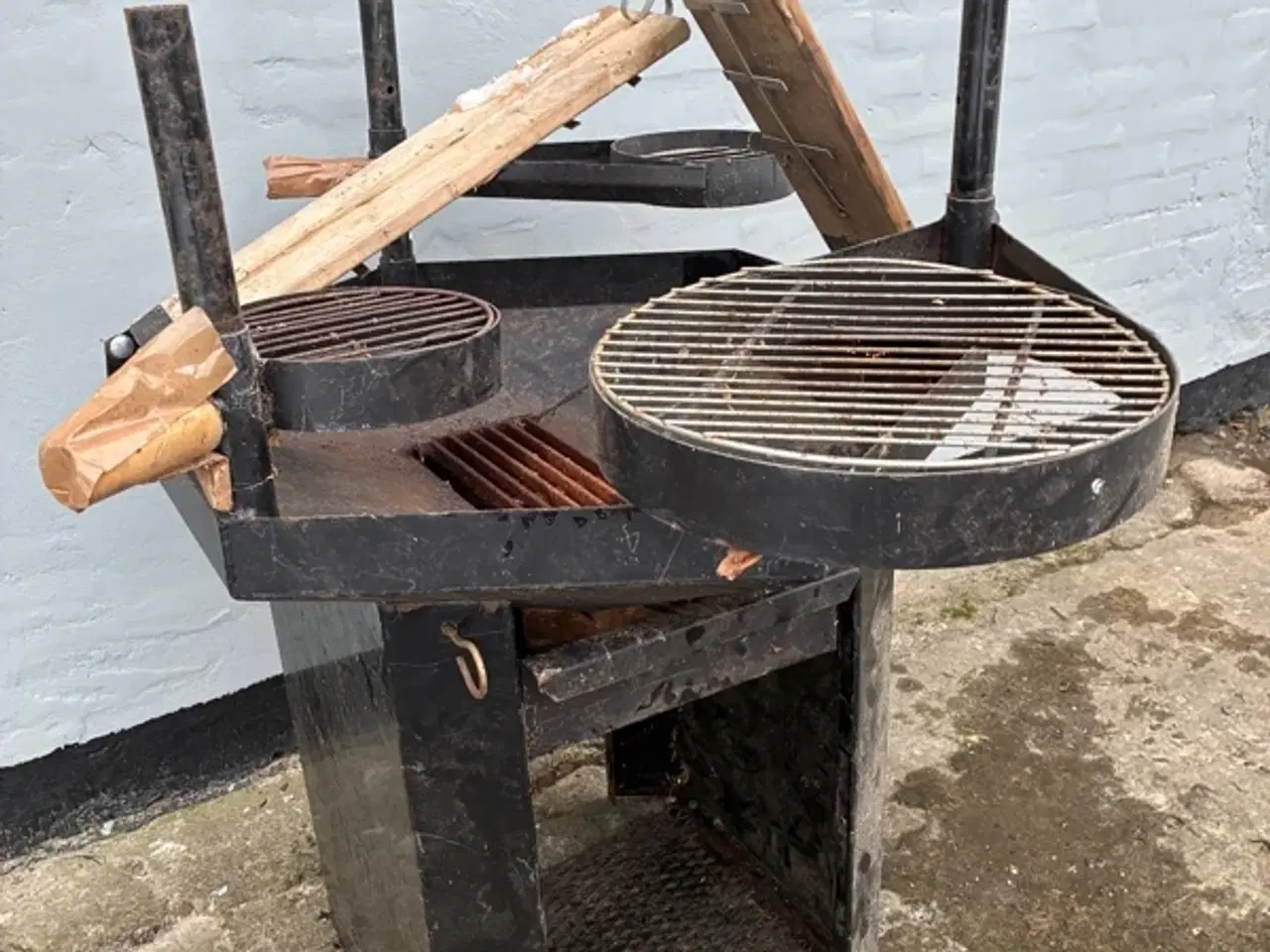 Billede 2 - Grill-arrangement - Indendørs