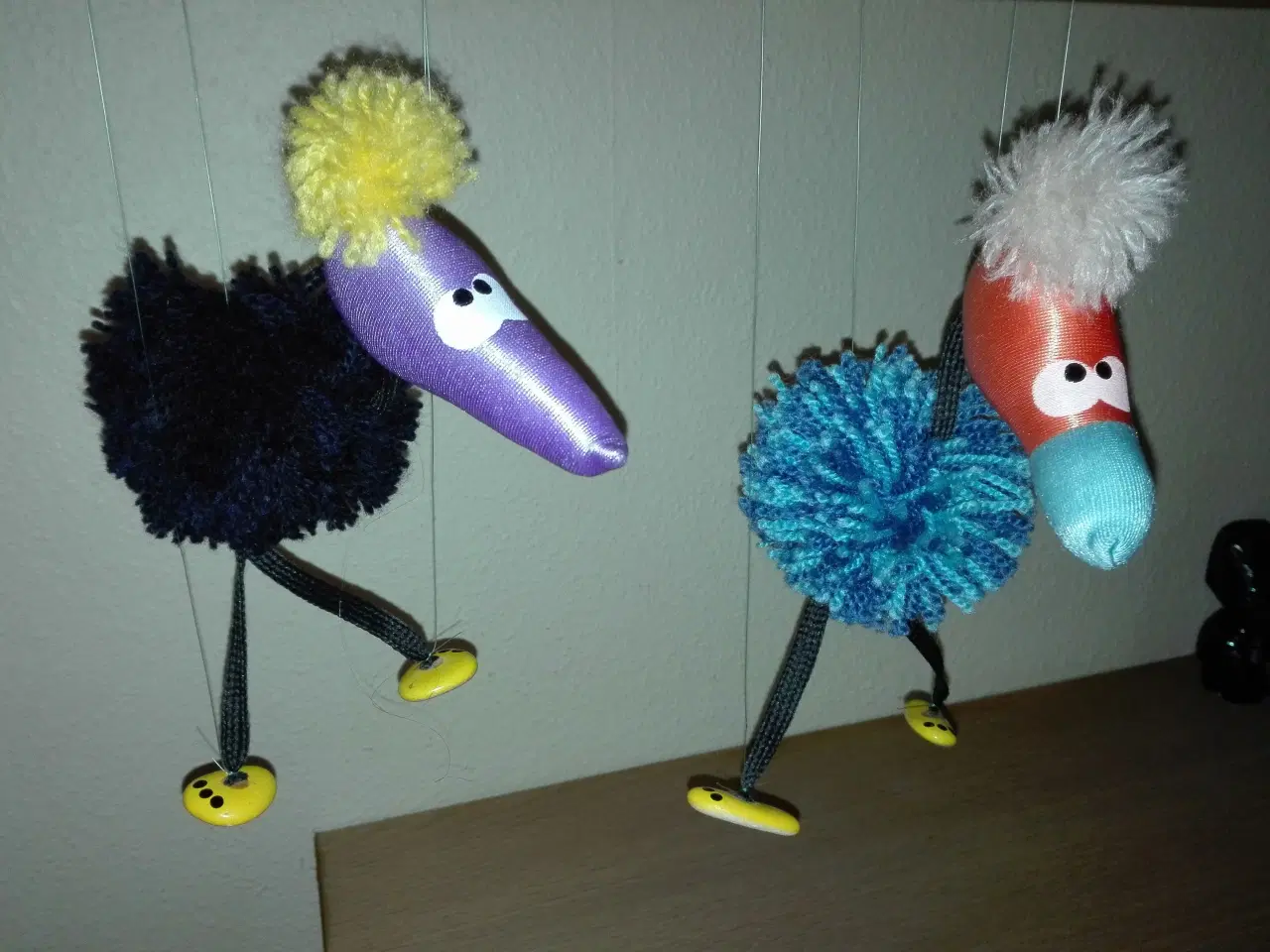 Billede 1 - marionet - dukker 2 fugle