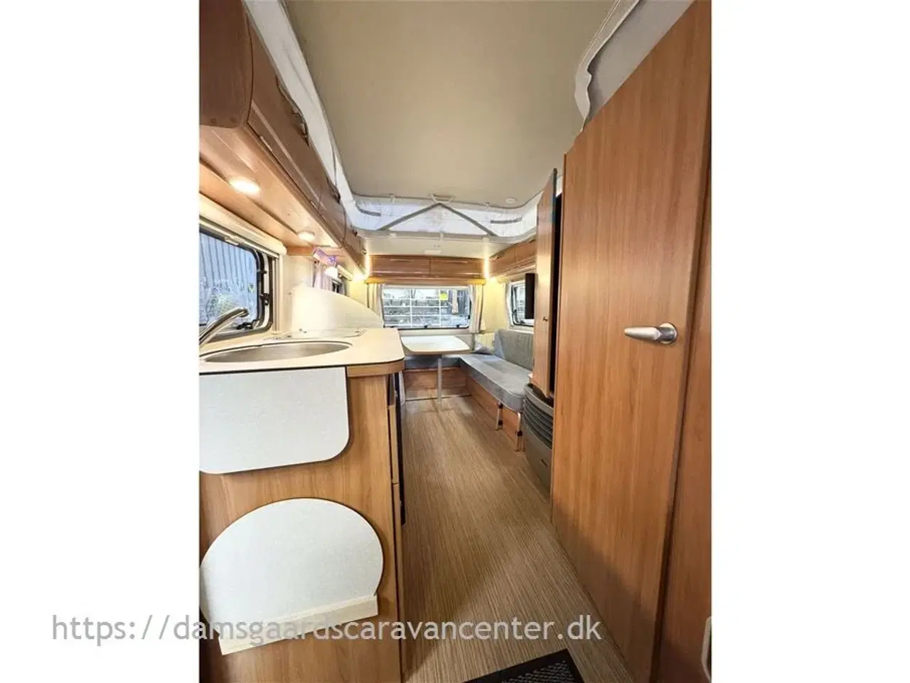 Billede 9 - 2017 - Hymer Touring Troll 540 GT   Enkeltsenge, mulighed for opredning-Markise