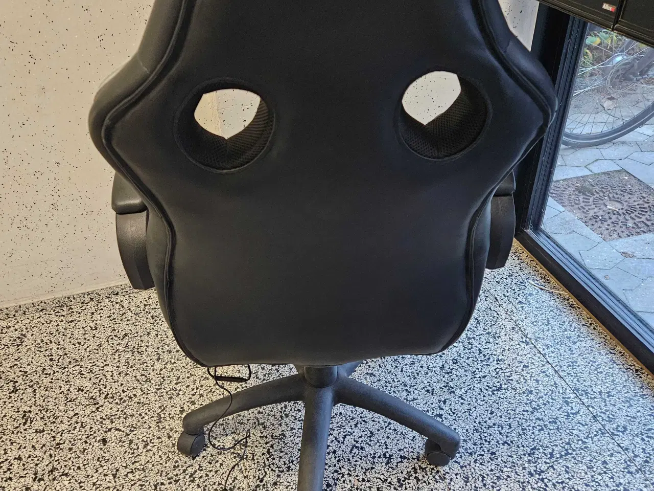 Billede 2 - Gamerstol med led lys