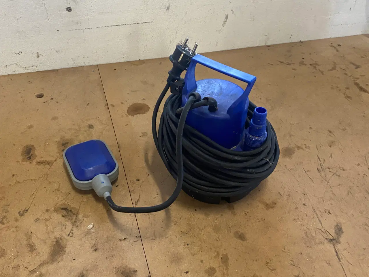 Billede 1 - Dykpumpe 4200 L/h