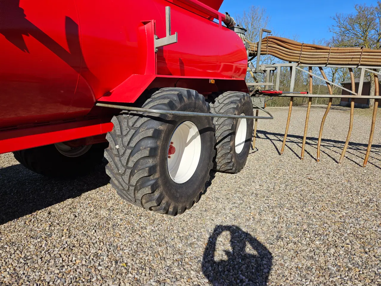 Billede 5 - AP 20t Gyllevogn med sugetorn og 20m slange bum