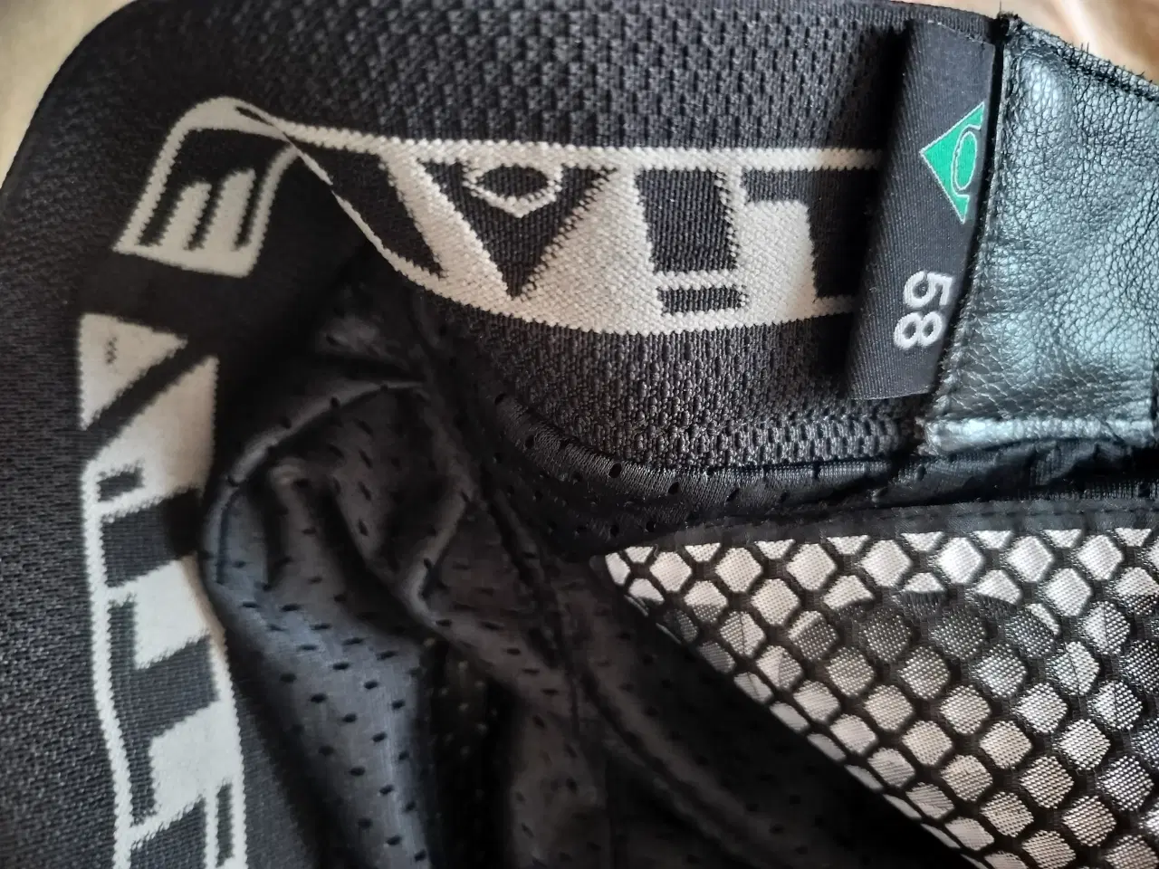 Billede 4 - Rev'it læder MC bukser str.58