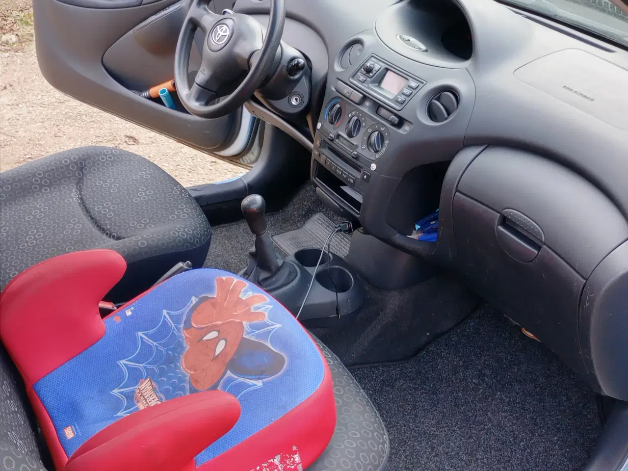 Billede 3 - Toyota, kører fint 