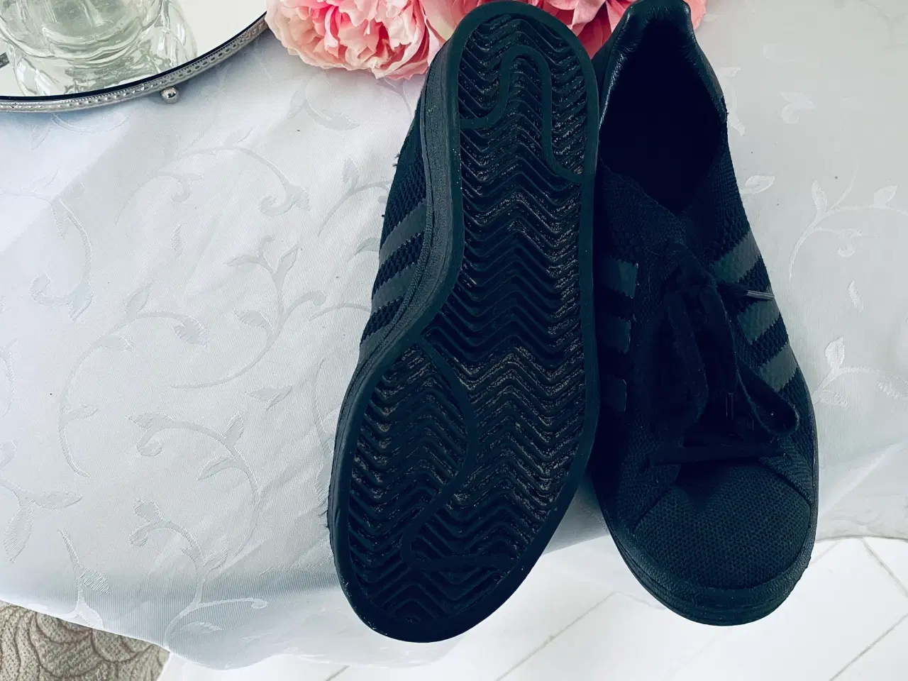 Billede 3 - Adidas sko grå sort 
