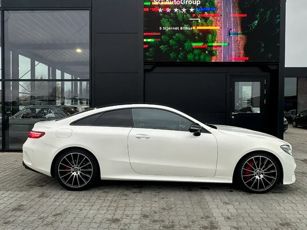 Billede 2 - Mercedes E220 d 2,0 AMG Line Coupé aut.