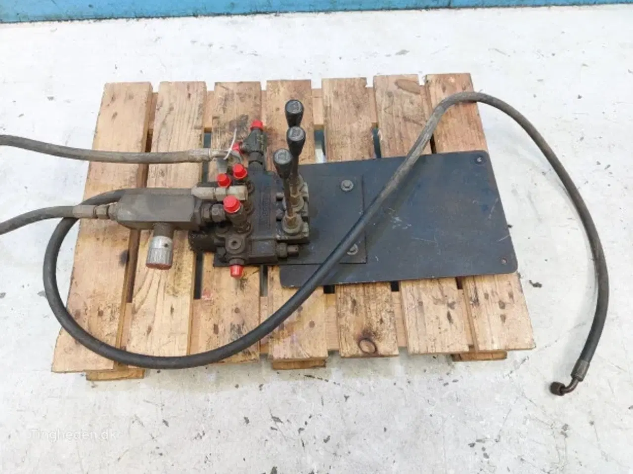 Billede 14 - Fodervogn Hydraulik Kontrolventil