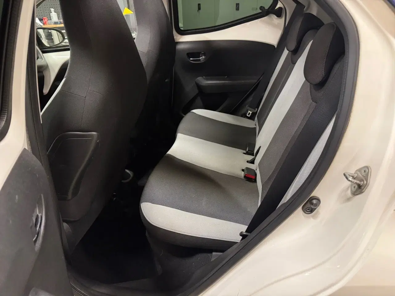 Billede 11 - Toyota Aygo 1,0 VVT-i x-sky