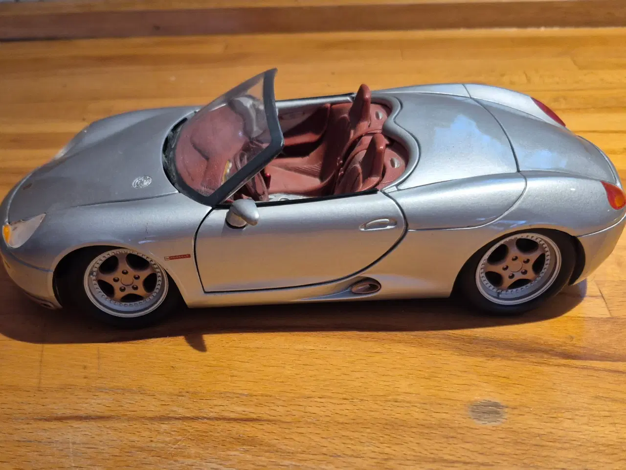 Billede 8 - 3 stk. modelbiler bl.a. 1 Jaguar