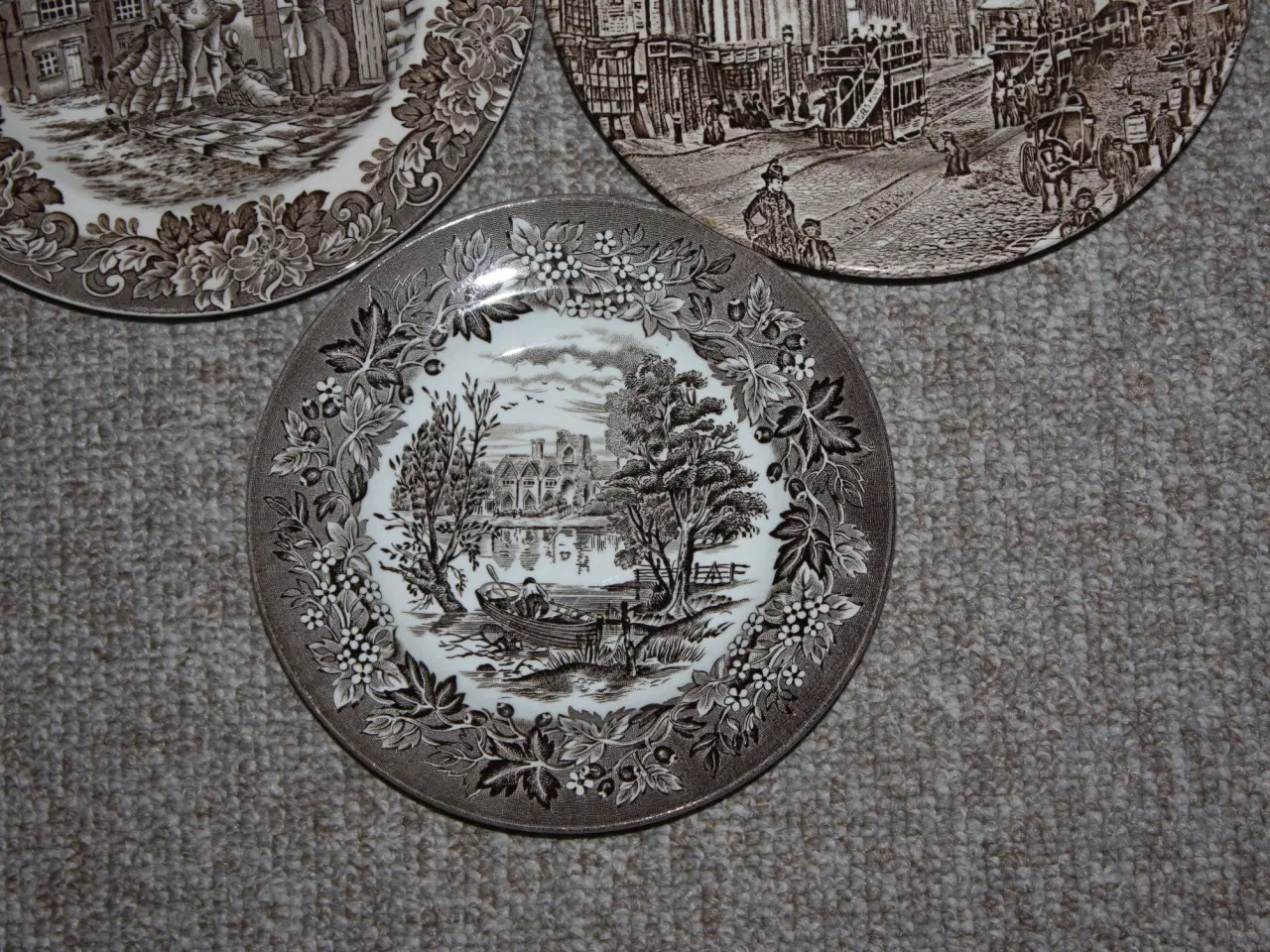Billede 4 - Tallerken 17,5 cm Medmenham Abbey