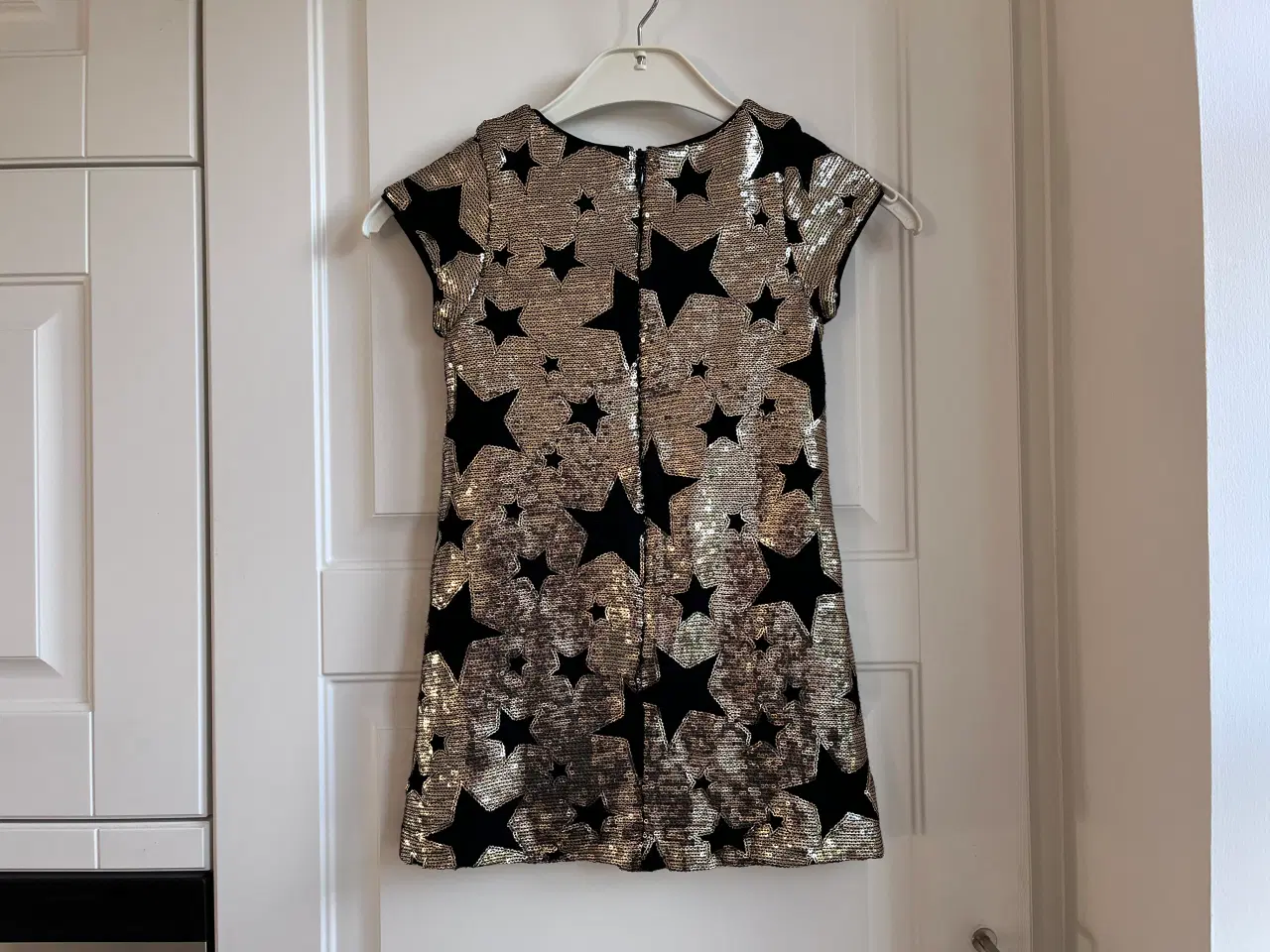 Billede 8 - Kjole, Star by Julien Macdonald, Str 110