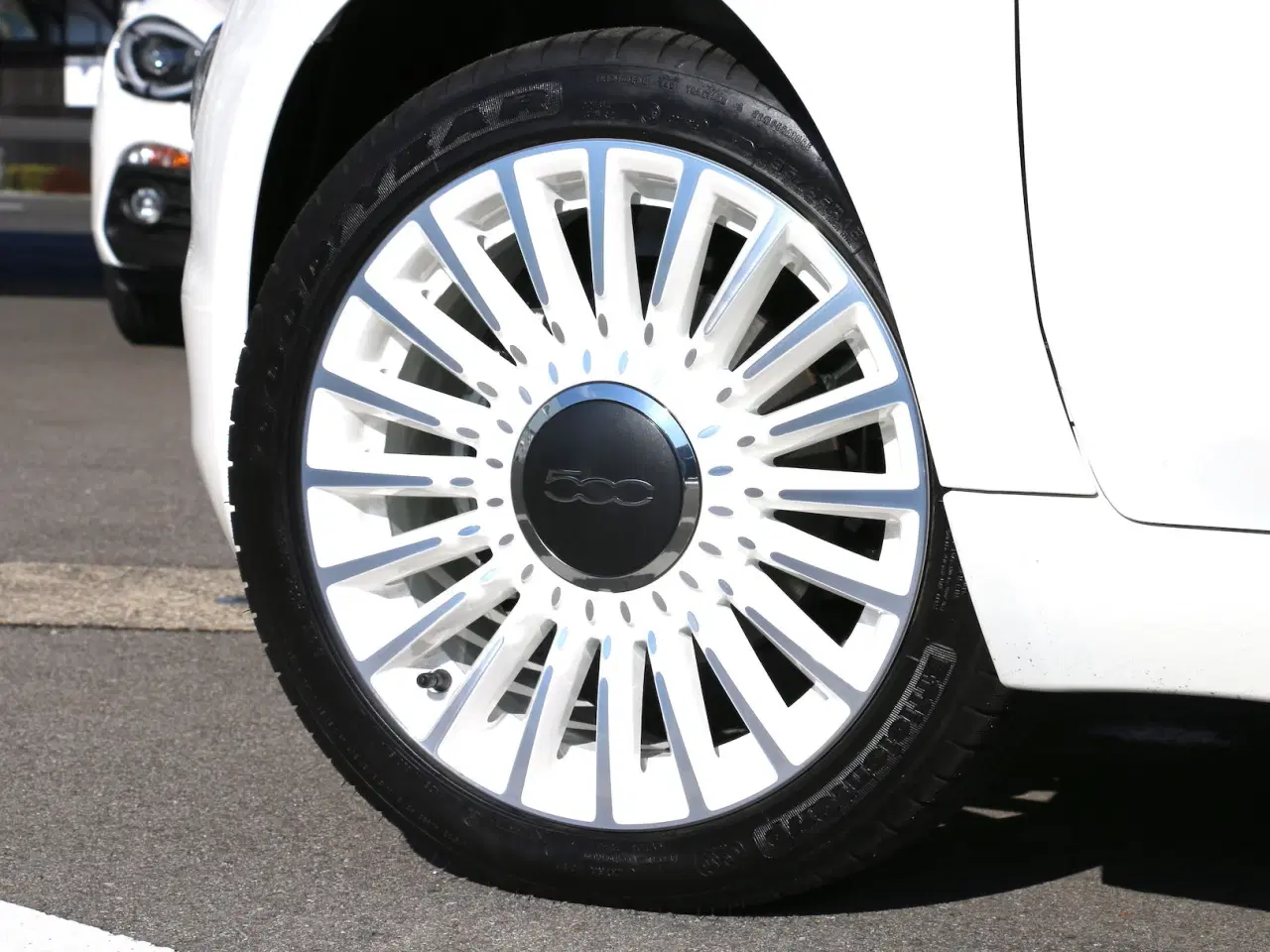 Billede 2 - Nye originale Fiat 500 16” fælge