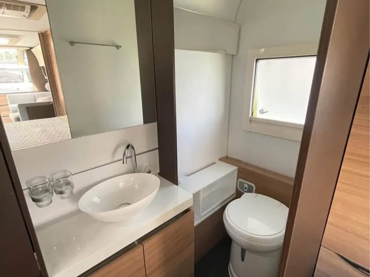 Billede 8 - Lækker luksus vogn, ikke ryger med alt i udstyr