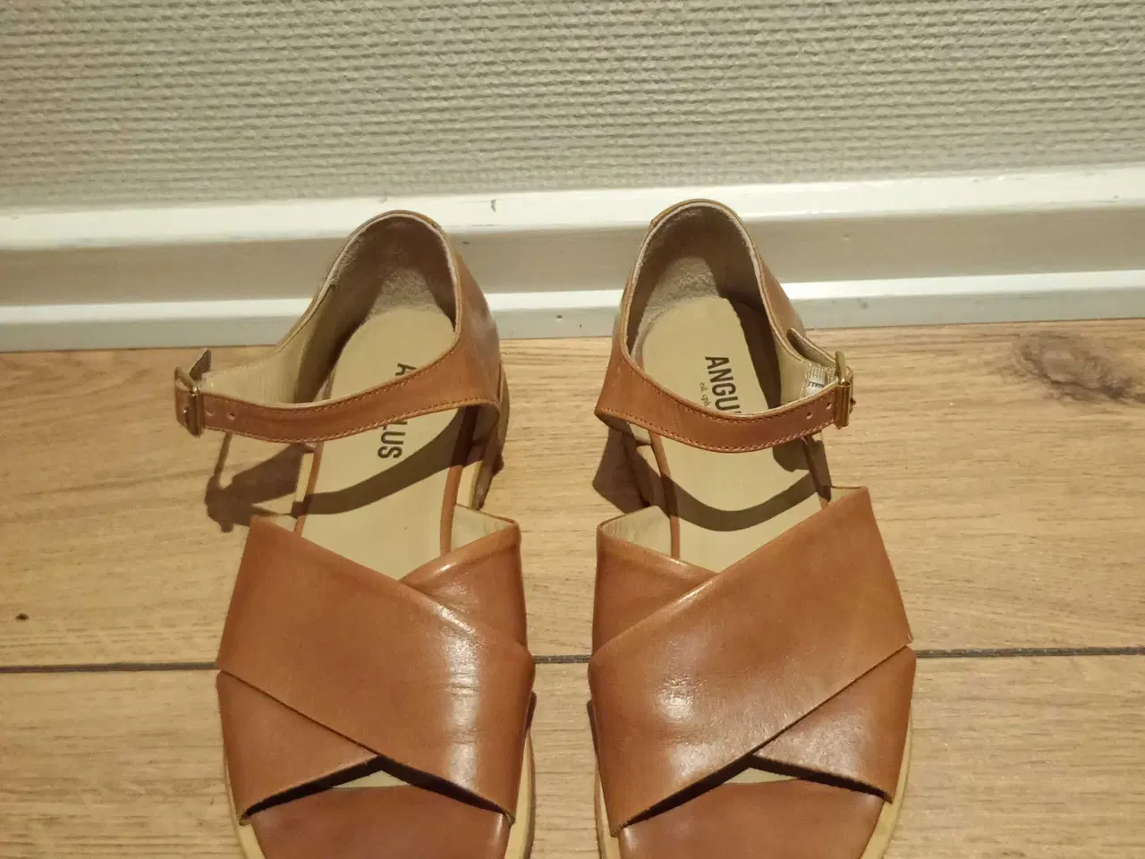 Billede 1 - Damesandaler, ANGULUS, skind, str. 37.5
