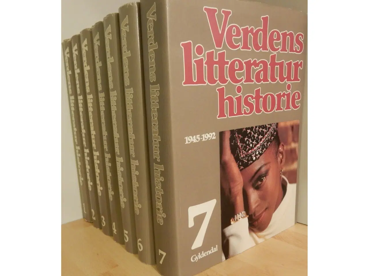 Billede 1 - Verdens Litteraturhistorie 1-7 (Komplet)