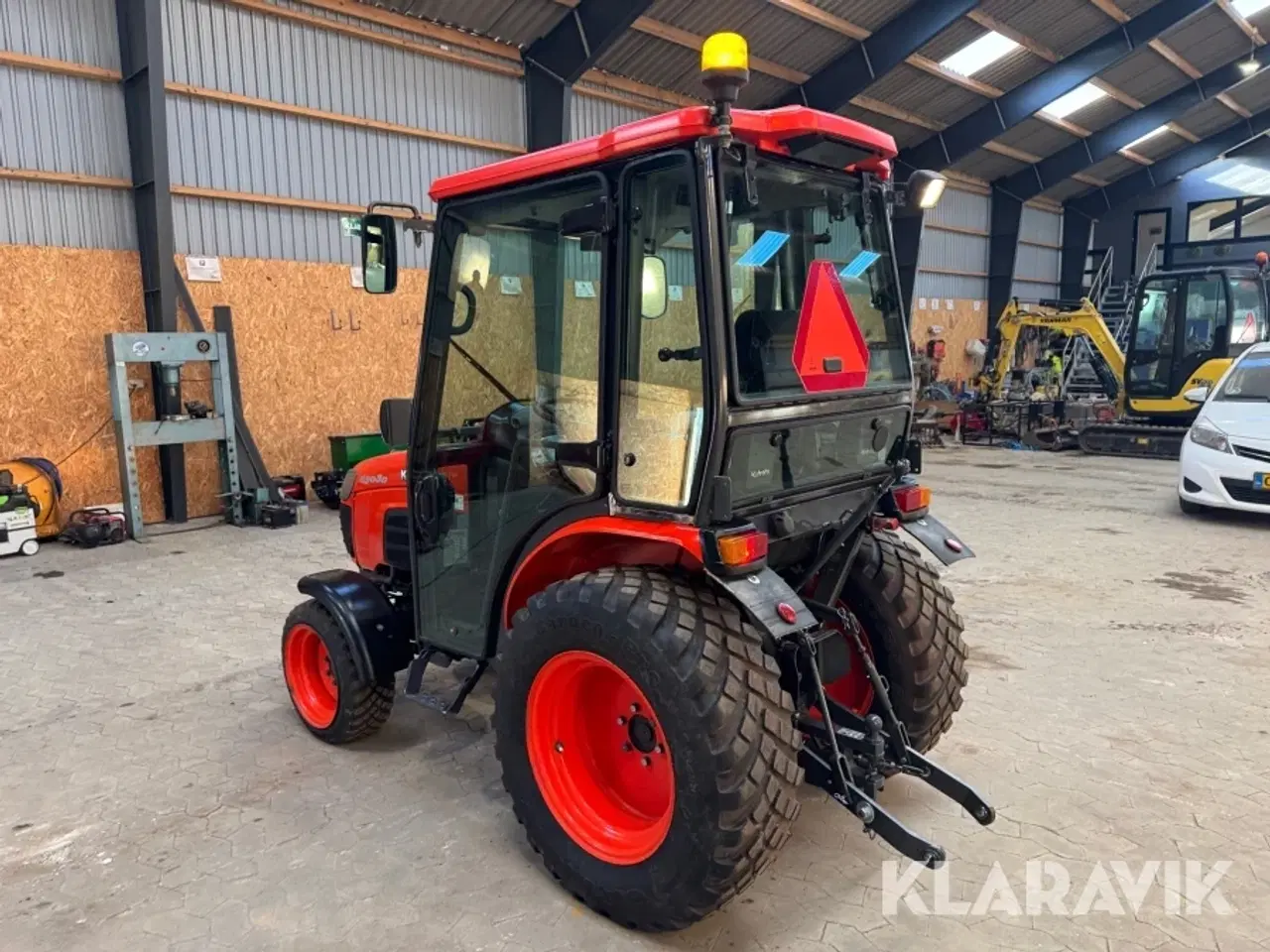 Billede 7 - Traktor Kubota B3030-HST/Cab