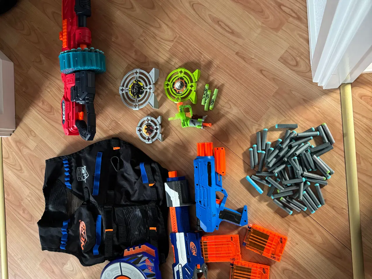 Billede 7 - Diverse legetøjsvåben