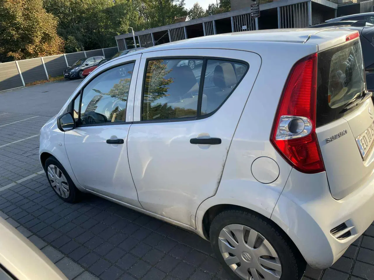Billede 4 - Rigtig fin og billig bil