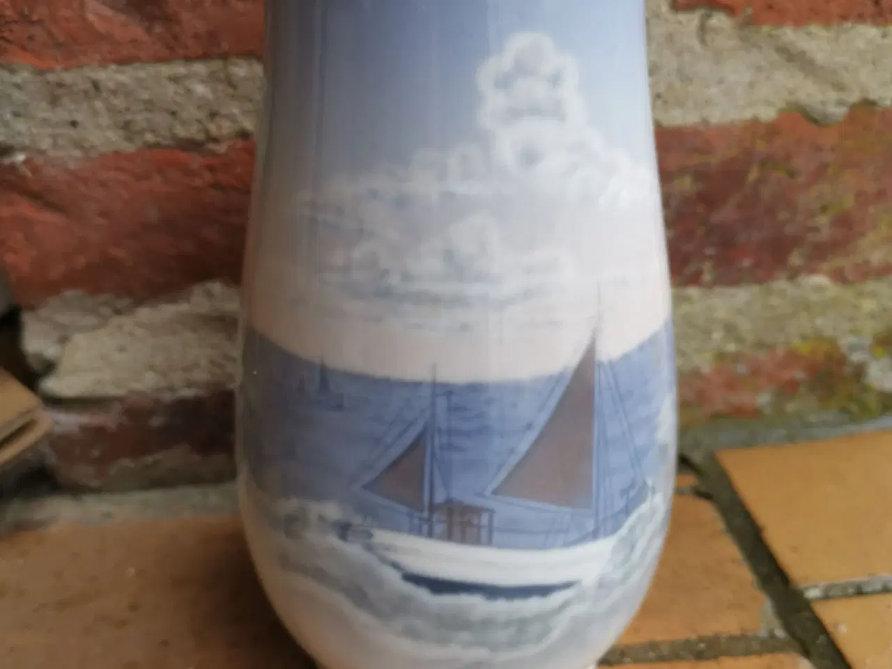 Billede 1 - B&G Bing & Grøndahl 1302-6211 Vase med Fiskekutter