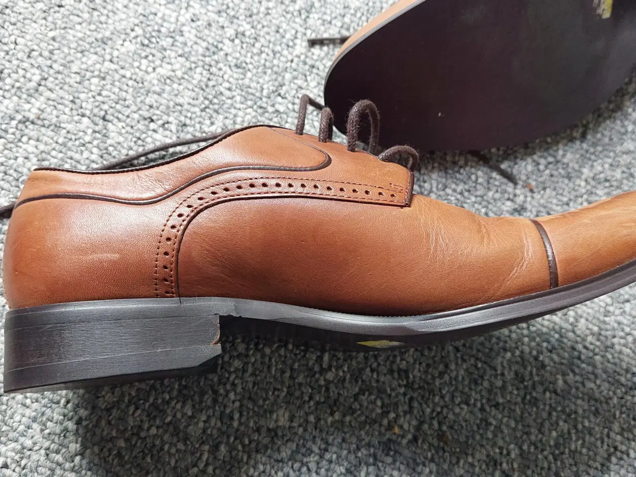 Billede 4 - elegant herre sko i lysebrun læder