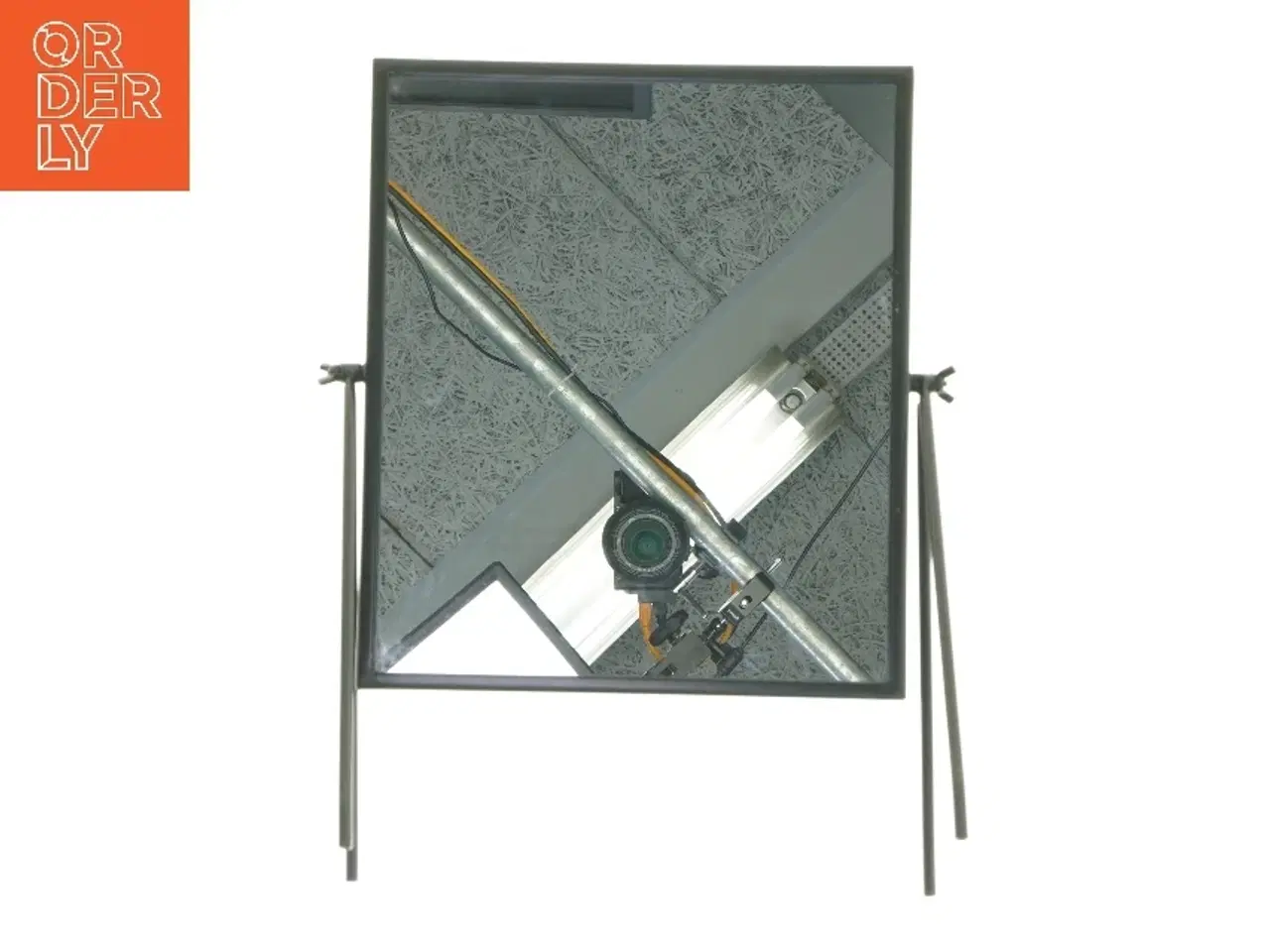 Billede 1 - Stående spejl med stativ fra IKEA (str. 29x25 cm)